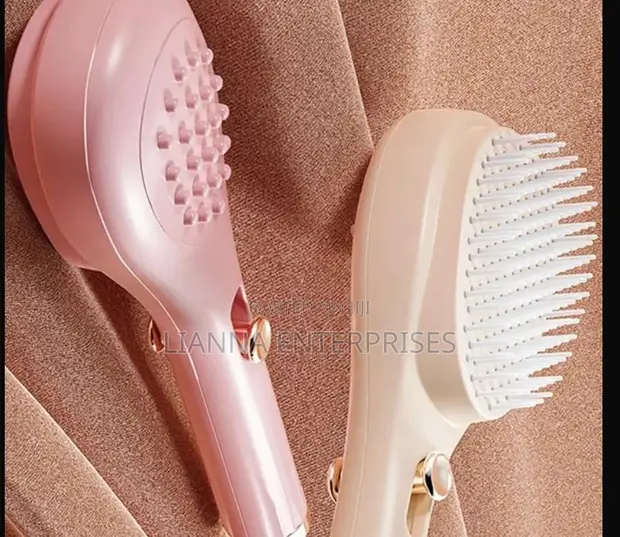 Detangling Comb - Self-Cleaning - 1