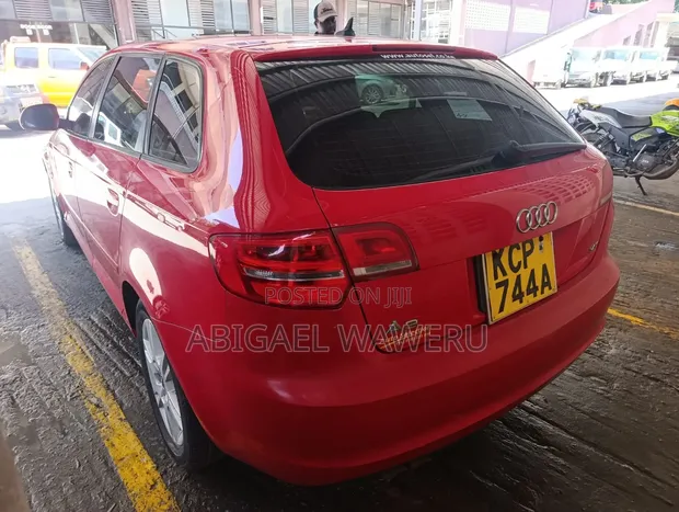 Audi A3 2011 Red - 1