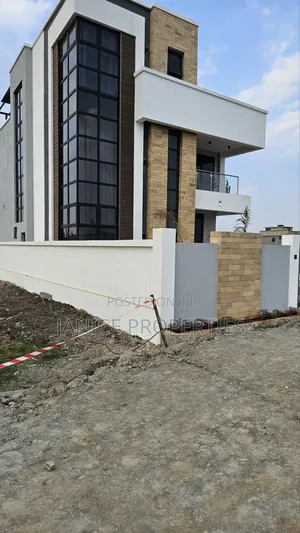Nyumba ya Vyumba 4 vya Kulala Valleria Estate, Kamakis