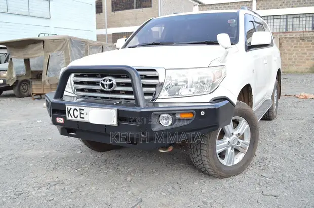 Toyota Land Cruiser 4.6 V8 ZX 2013 - 1