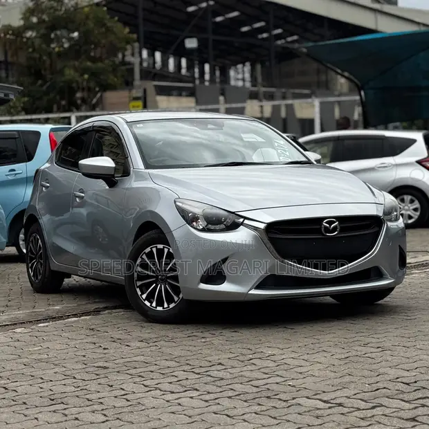 Mazda Demio 2019 Silver - 1
