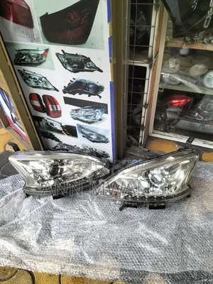 Nissan Sylphy 2014 Xenon Headlights (Zilizotumika)
