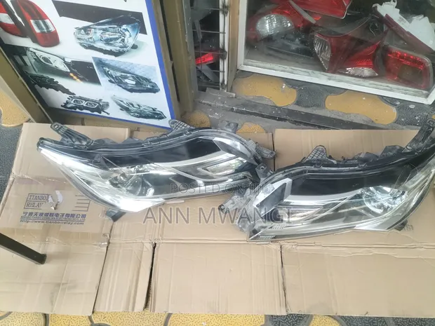 Mitsubishi Pajero Sport Headlights (Ex-Japan) - 1