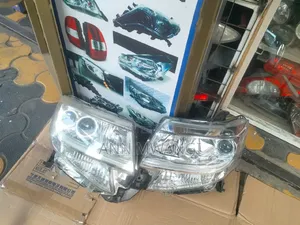 Taa ya Mbele ya Daihatsu Tanto 2015