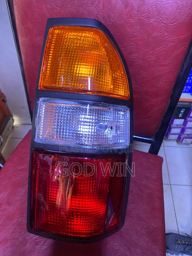 Taa ya Nyuma ya Toyota Land Cruiser Prado FJ95 (Mpya Kabisa) - 1