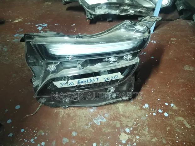 Suzuki Solio Bandit 2018 Xenon Headlight - 1