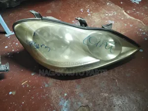 Toyota Ipsum 2008 Headlight (Non-Xenon)