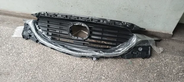 Grille ya Mazda CX-8 - 1
