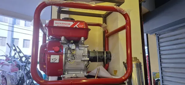 7.5 HP Windsor Concrete Vibrator - 1
