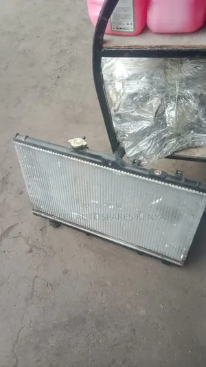 Toyota Radiator for 100 L, 102, 91, 110 Models