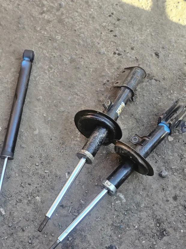 Suzuki Swift Old Model Front Shocks (Used) - 1