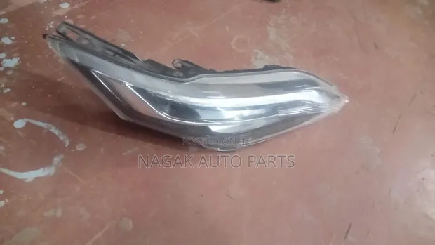 Nissan Serena 2015 Taa ya Juu - I tumika - 1