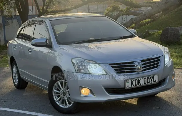 Toyota Premio 1.5 FWD 2016 Silver - 1