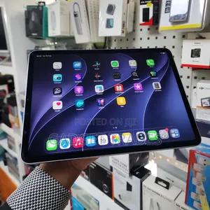 Apple iPad Pro 128GB Gray