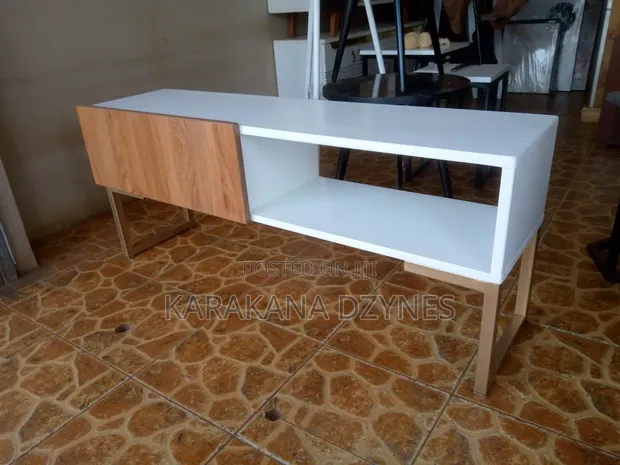 Quality 4ft TV Stand - 1