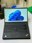 Lenovo ThinkPad X1 Carbon (Kizazi cha 10) - i7, 16GB RAM, 256GB SSD - 1