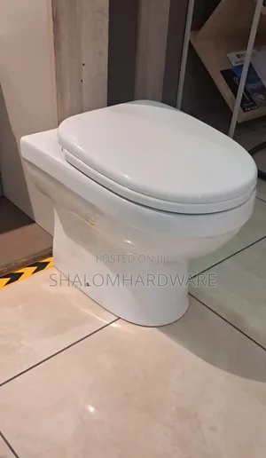 Premier Toilet ya Kurudi Nyuma