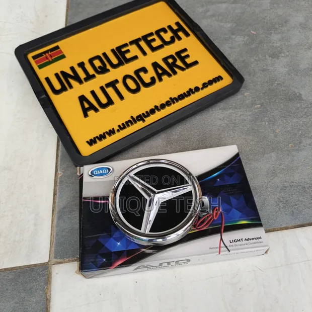 Nembo ya Nembo ya LED ya Mercedes-Benz - 1