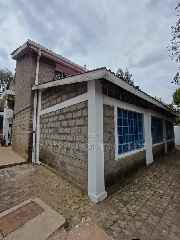 Commercial 5 Bedroom House for Office Use - 1