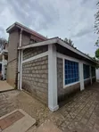 Nyumba ya Kibiashara Vyumba 5 kwa Matumizi ya Ofisi - 1
