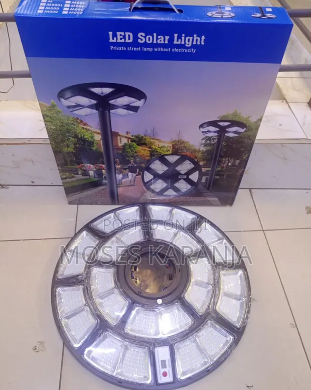 Nuru ya Mlingoti ya UFO ya Jua Isiyo na Gridi kwa Bustani - 1