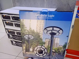 Taa ya Solar ya Bustani ya LED Iliyounganishwa Isiyo na Maji