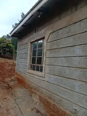 Nusu Eka ya Ardhi na Nyumba ya Vyumba 3 Saba Saba