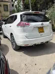 Nissan X-Trail 2.0 Petrol AWD 2017 Nyeupe - 5