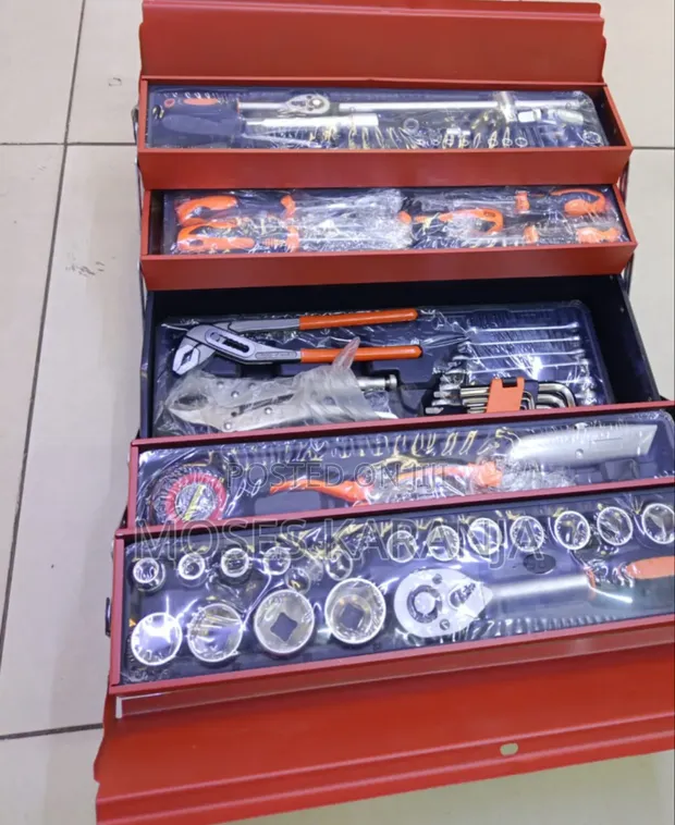 Cantilever Metal Toolbox - Brand New - 1