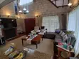 Nyumba ya Chalet ya Vyumba 2 vya Kulala Iliyopambwa Karen C kwa Kodi - 3