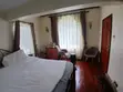 Nyumba ya Chalet ya Vyumba 2 vya Kulala Iliyopambwa Karen C kwa Kodi - 5