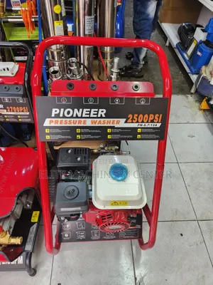 Pioneer 2500 PSI Gasoline Pressure Washer