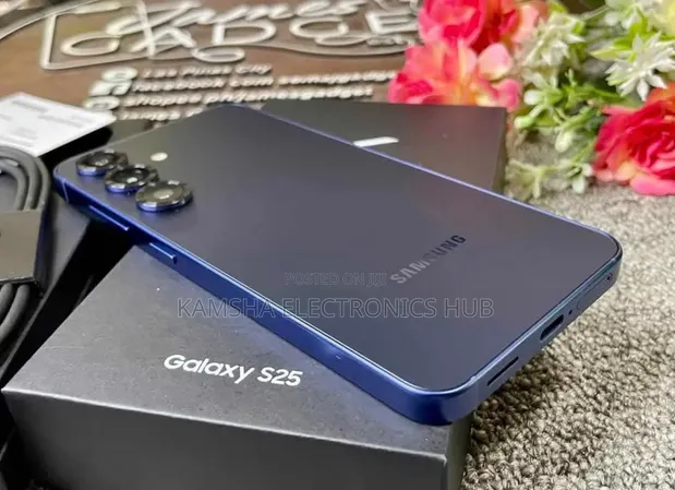 New Samsung Galaxy S25 256GB Blue - 1