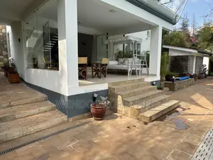 Nyumba ya Chumba 1 Iliyo na Samani Runda kwa Kodi