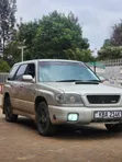 Subaru Forester 2.0 S 2000 Dhahabu - 4