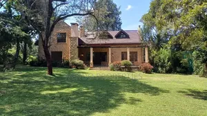 Nyumba ya Villa ya Vyumba 5 vya Kulala, Hardy, Karen