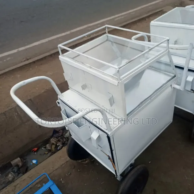 Trolley ya Mauzo ya Mayai na Smokie - 1