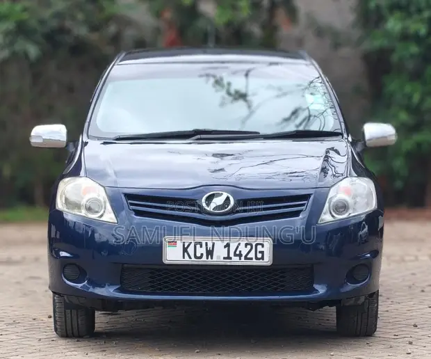 Toyota Auris 2012 - 1