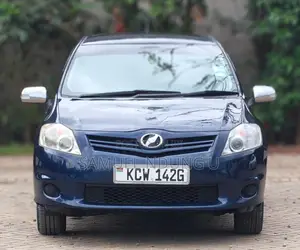 Toyota Auris 2012