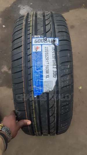 Brand New Goddard 235/55R17 Tyre
