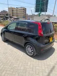Nissan Note 2012 Nyeusi - 3
