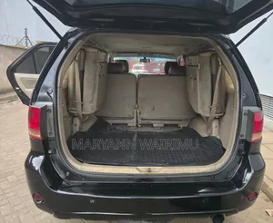 Toyota Fortuner 2.5 D AWD 2006