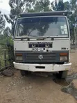 Ashok Leyland 2518i 2015 Nyeupe - 1