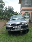 Toyota Hilux 2.5 Cab 2005 Grey - 1