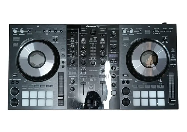 Pioneer DDJ-800 DJ Controller - 1