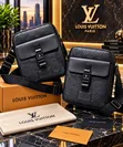 Mfuko wa Sling wa Louis Vuitton wa Wanaume - Nyeusi - 1