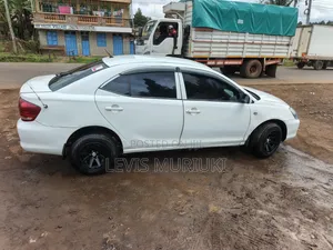 Toyota Allion 2006 Nyeupe