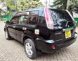 Nissan X-Trail 2.0 SUV 2005 Nyeusi - 4