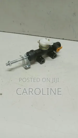 Clutch Master Cylinder - Toyota Hilux 5L Engine