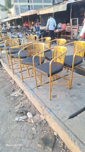 Viti vya Hoteli vya Rangi ya Dhahabu na Nyeusi